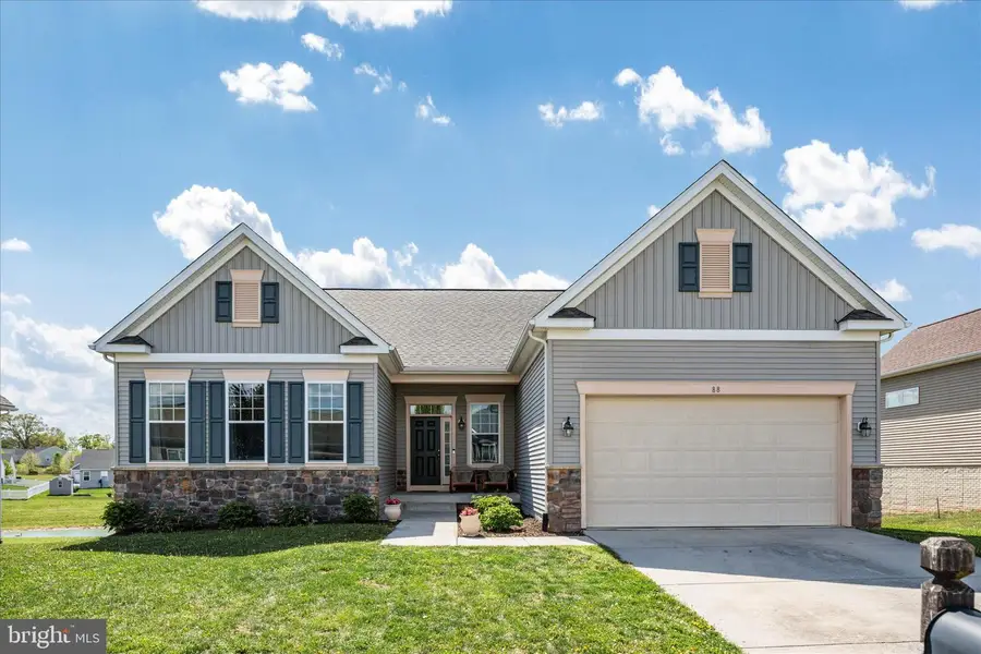 88 Aldershot Dr, Martinsburg, WV 25405 - #2