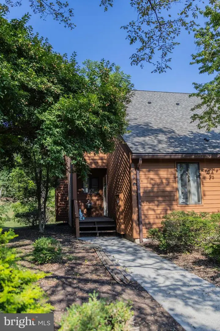 204 Tecumseh Trl, Hedgesville, WV 25427 - #1