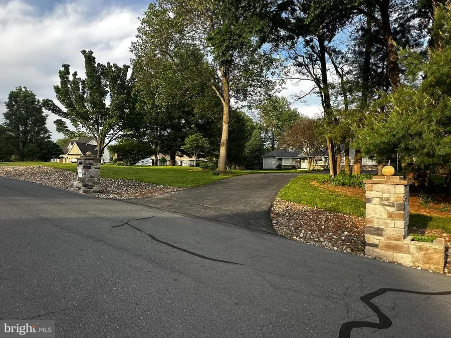 236 Babbling Brook Ln, Martinsburg, WV 25403 - #2