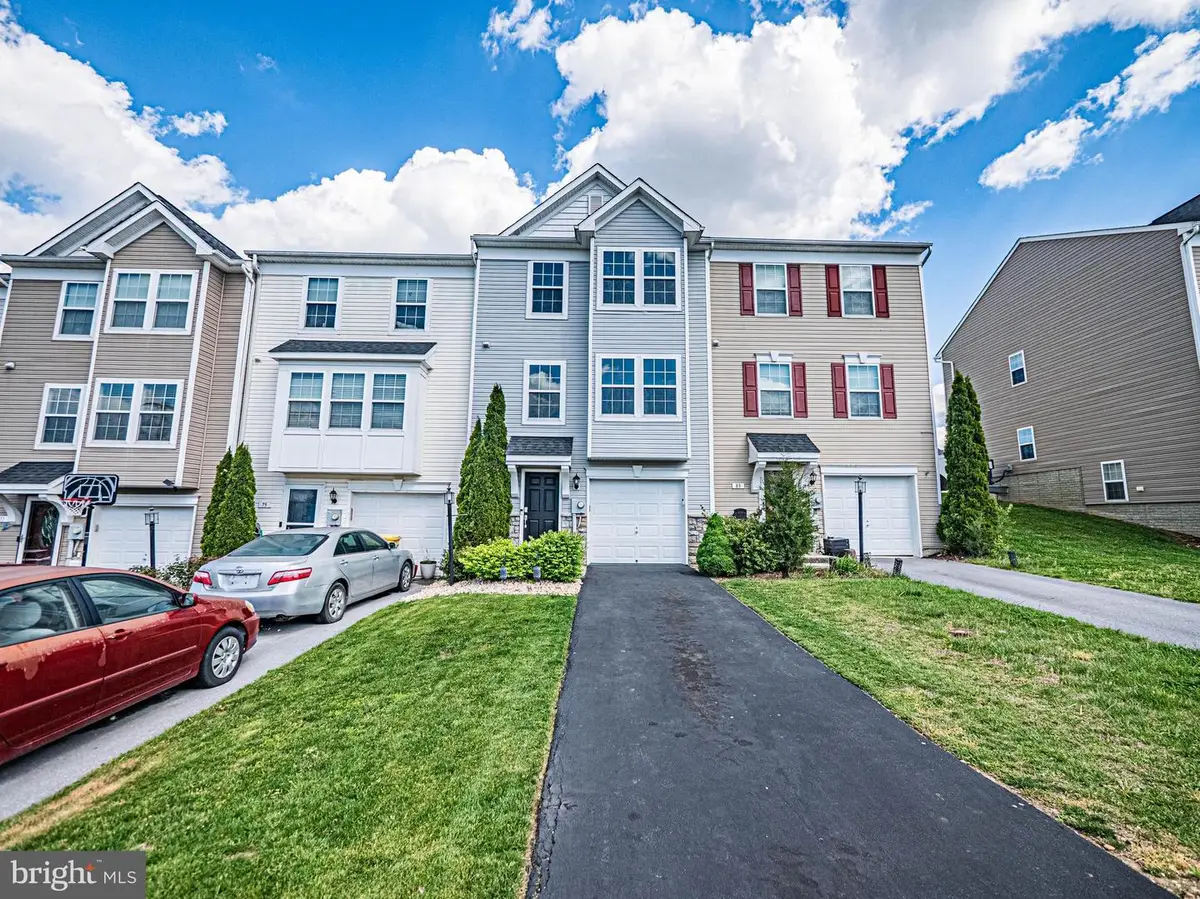 79 Kensington Ter, Martinsburg, WV 25405 - #1