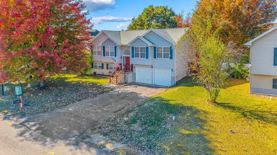 182 Bittinger Ct, Martinsburg, WV 25405 - #2