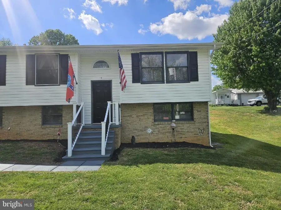 110 Hedrick Ave, Martinsburg, WV 25405 - #2