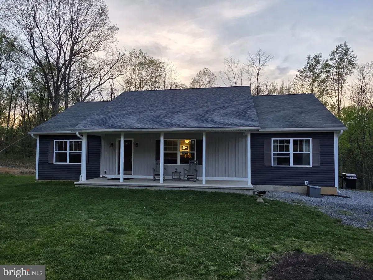 288 Cavern Rd, Hedgesville, WV 25427 - #1