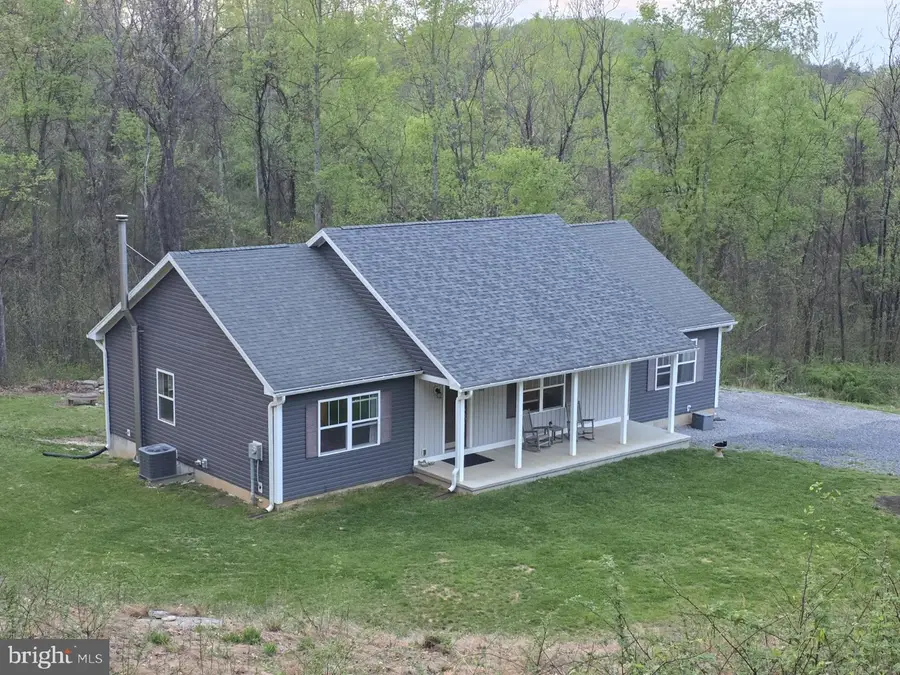 288 Cavern Rd, Hedgesville, WV 25427 - #2