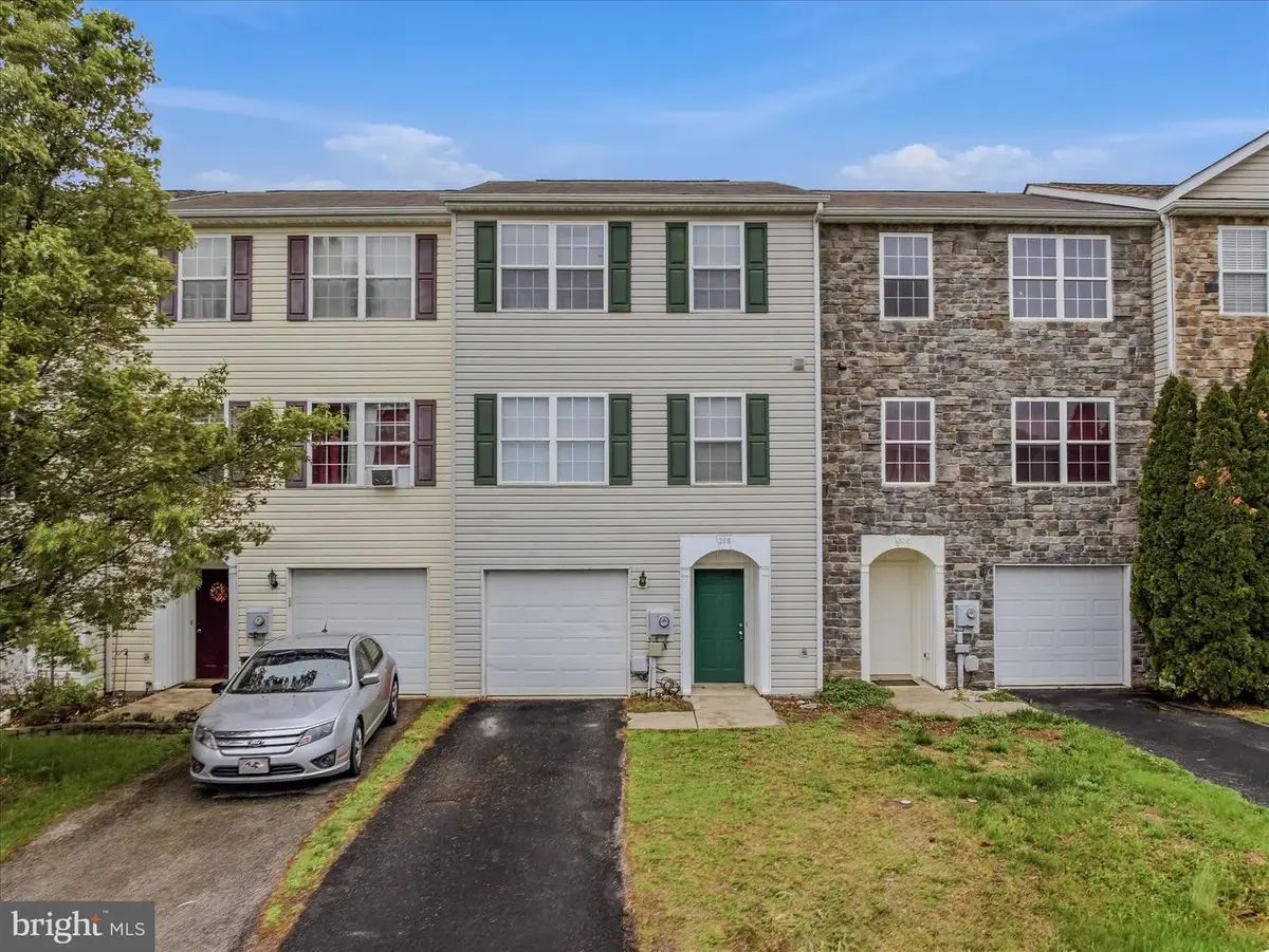 206 Pony Cir, Martinsburg, WV 25405 - #1