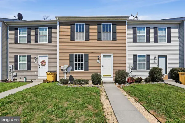 388 Dorothy Ct, INWOOD, WV 25428