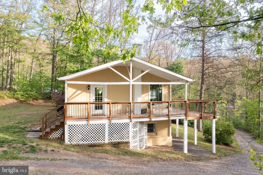 455 Huckleberry Dr, Gerrardstown, WV 25420 - #3