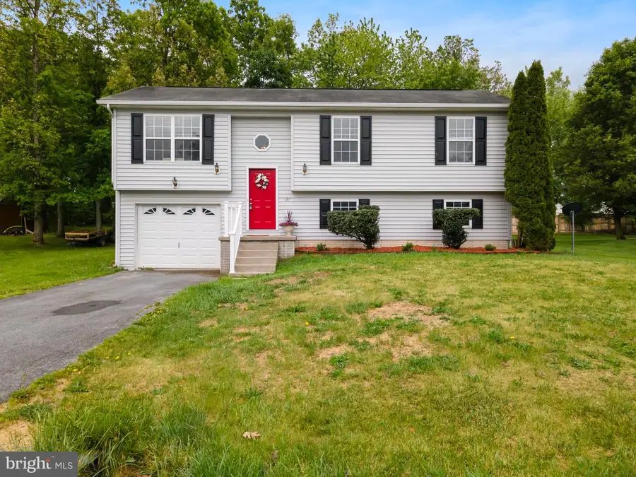 127 Thoreau Dr, Inwood, WV 25428 - #2