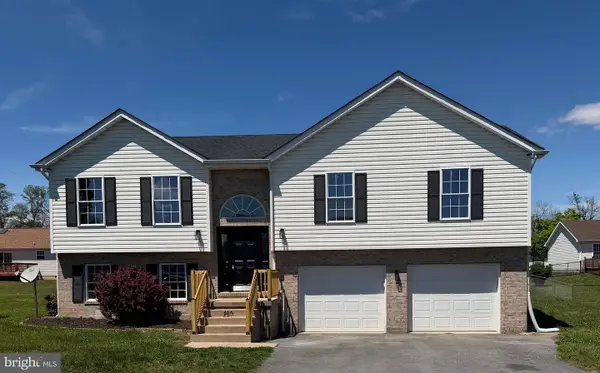 140 Thayers Gull Dr, MARTINSBURG, WV 25405