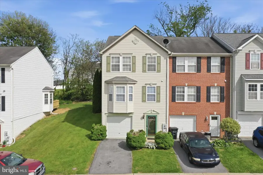 61 Quince Tree Dr, Martinsburg, WV 25403 - #2
