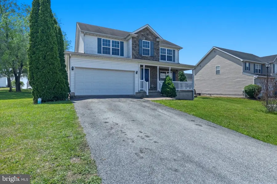 251 Thayers Gull Dr, Martinsburg, WV 25405 - #2