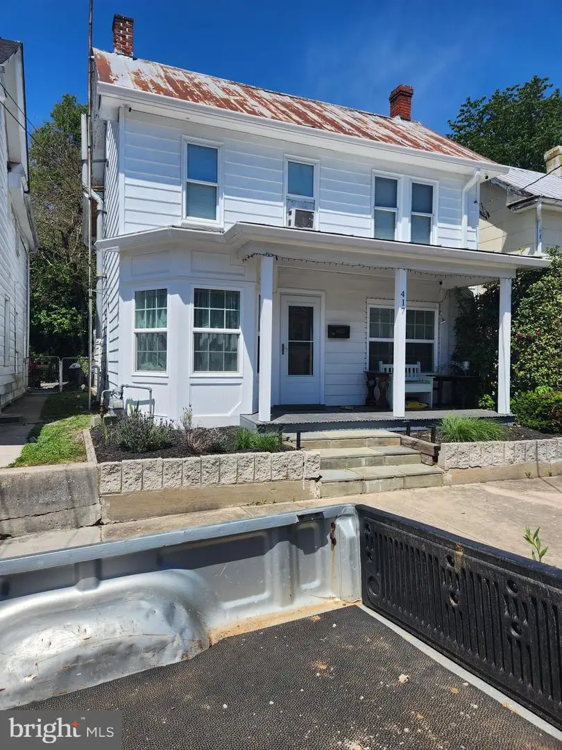 417 E Race St, Martinsburg, WV 25404 - #2