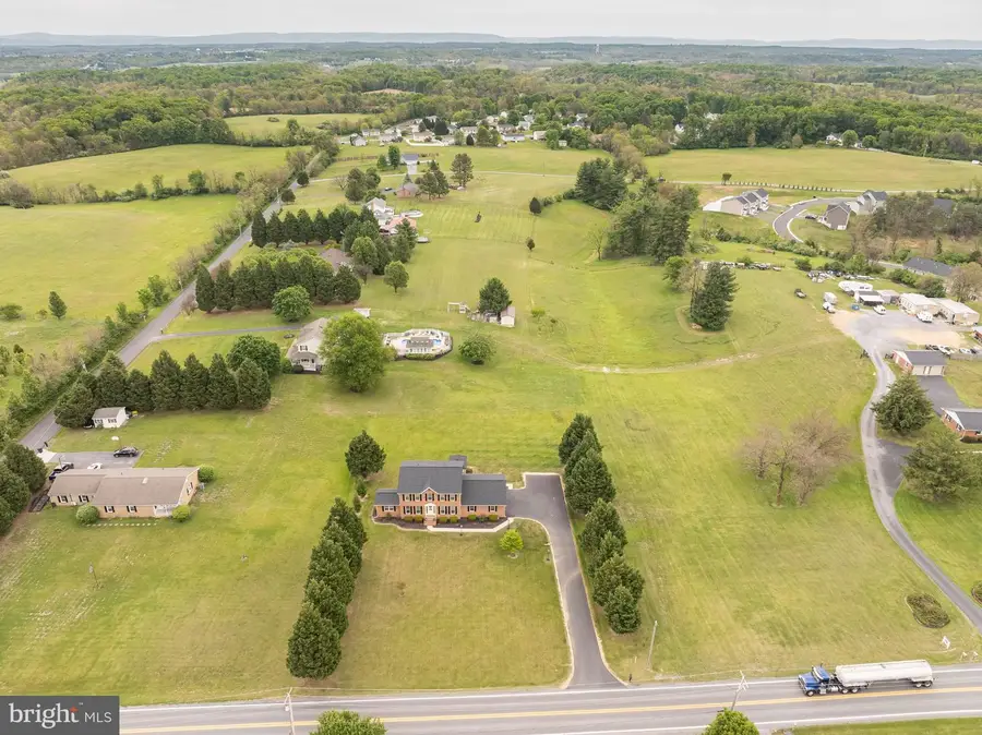 1131 Kelly Island Rd, Martinsburg, WV 25405 - #3