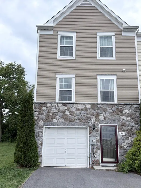 94 Teakwood Dr, MARTINSBURG, WV 25404