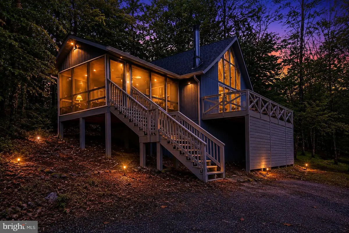 578 Walden Rd, Hedgesville, WV 25427 - #1