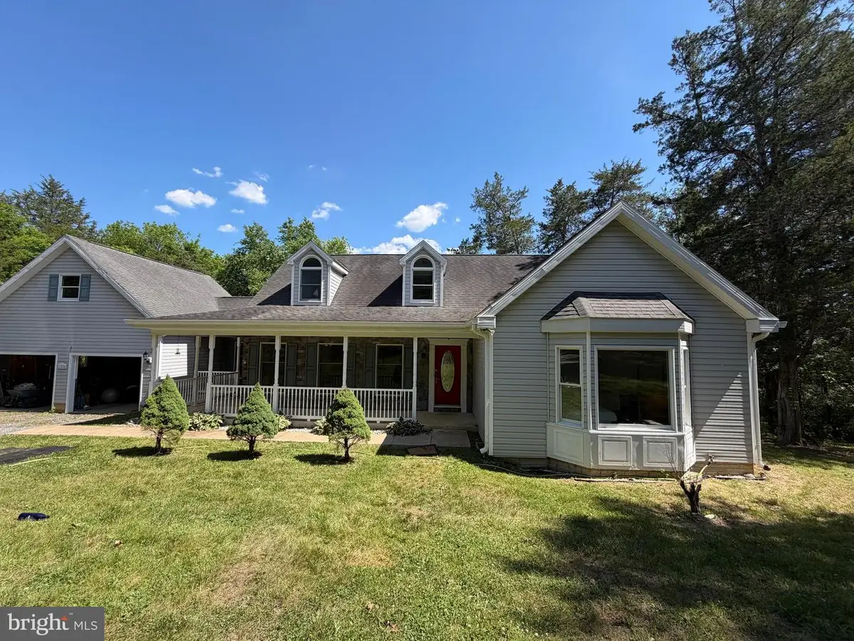 140 Coachman Run Rd, Martinsburg, WV 25404 - #1