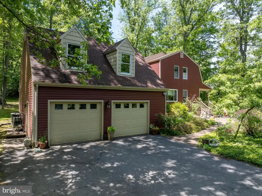 7647 Hedgesville Rd, Hedgesville, WV 25427 - #2