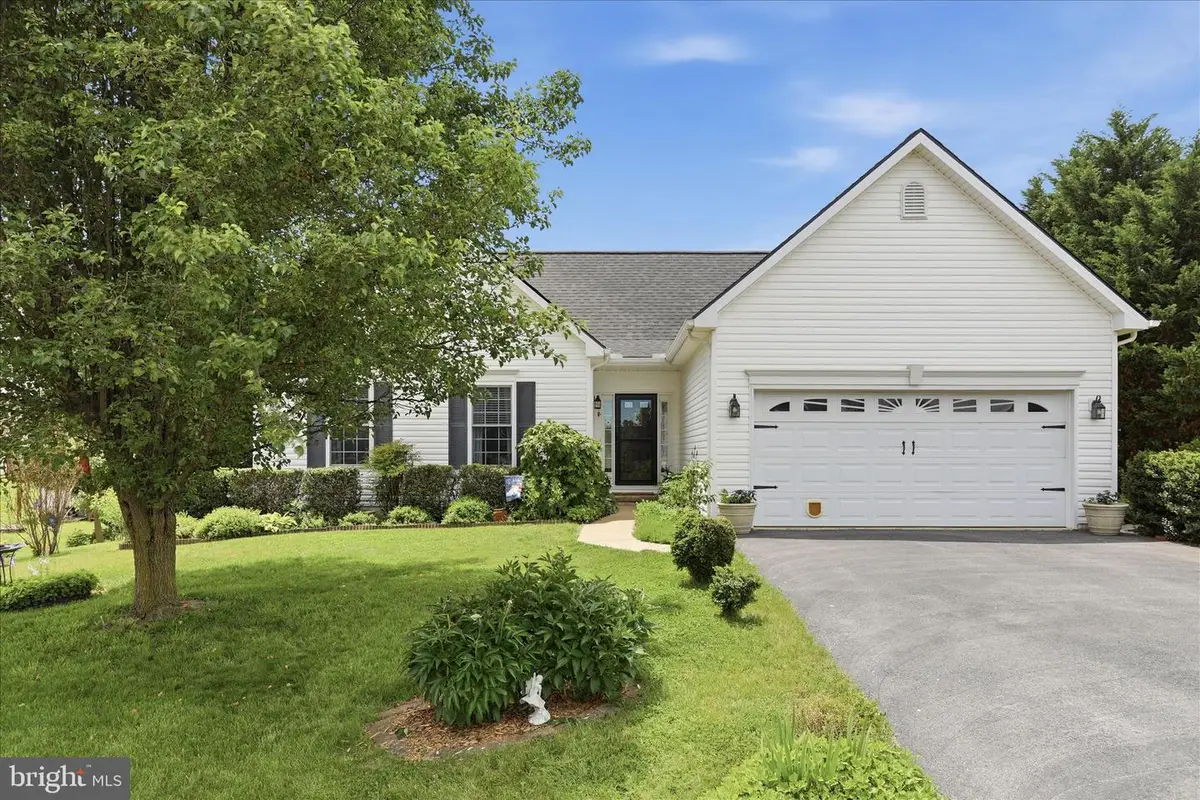 32 Lefevre Ln, Martinsburg, WV 25404 - #1