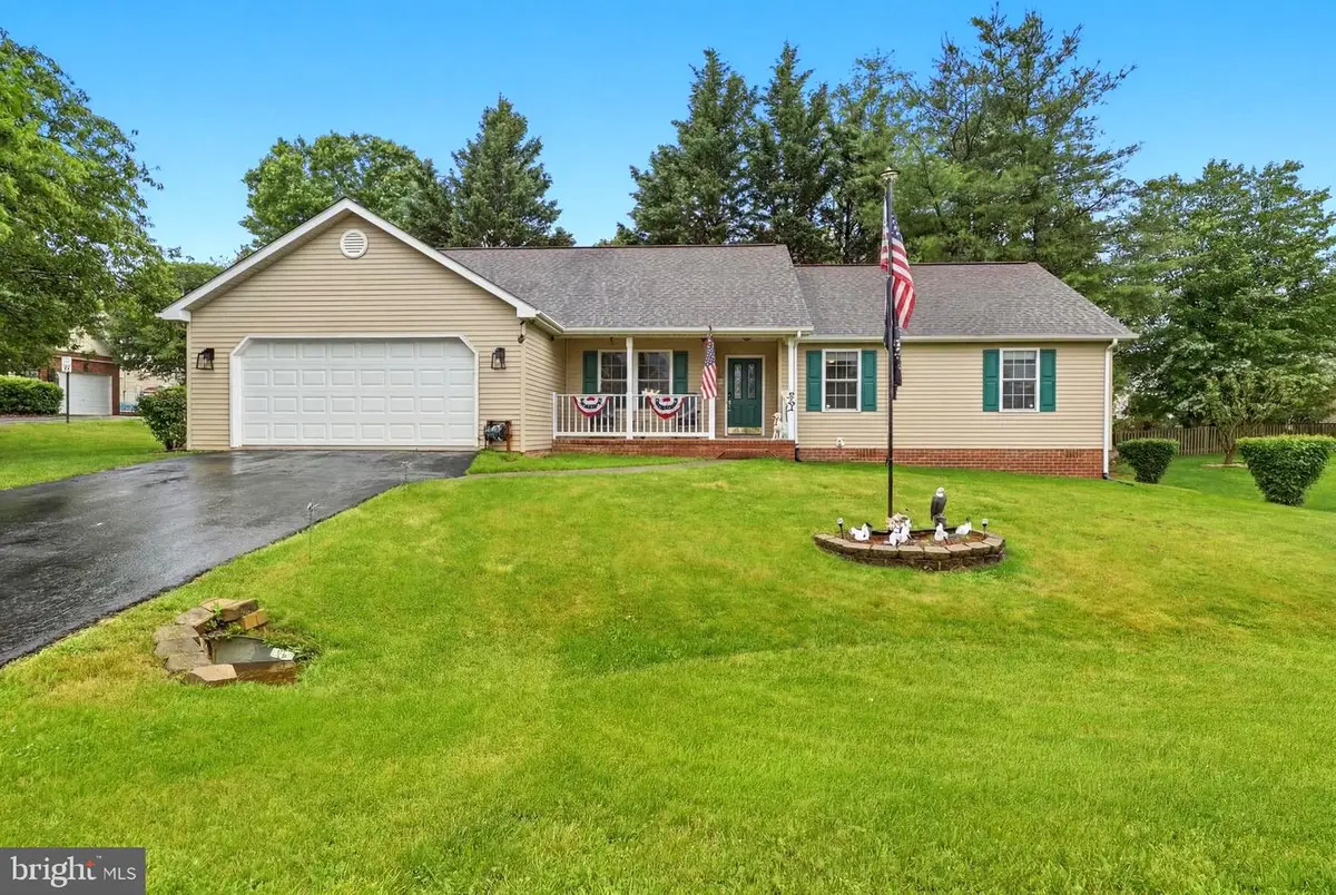 32 Talisman Dr, Martinsburg, WV 25403 - #1