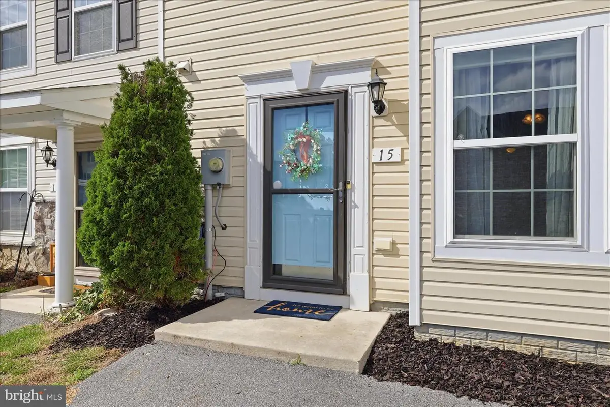 15 Fast View Dr, Martinsburg, WV 25404 - #1