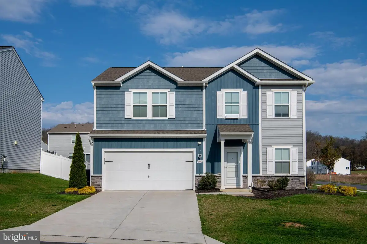 106 Perdiz Rd, Hedgesville, WV 25427 - #1