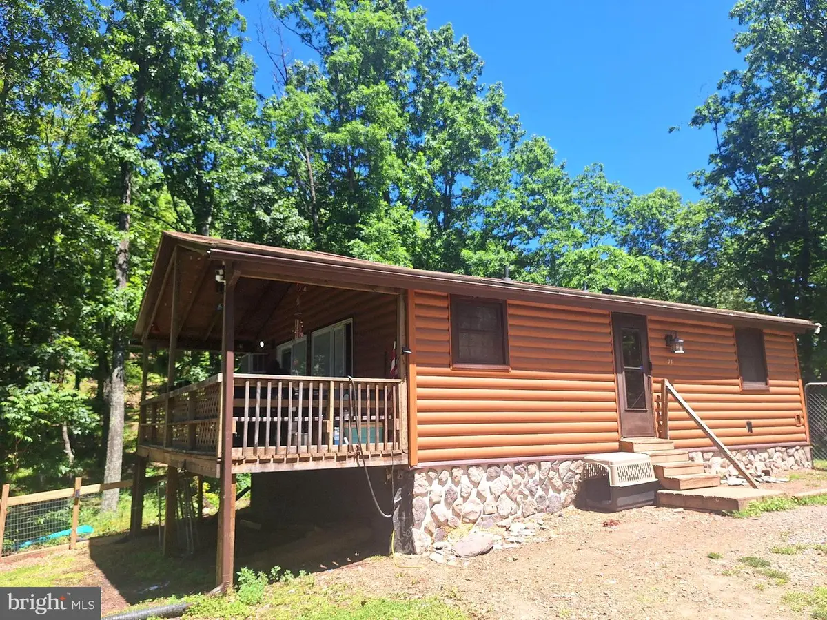 71 Trapper Ridge Ln, Hedgesville, WV 25427 - #1