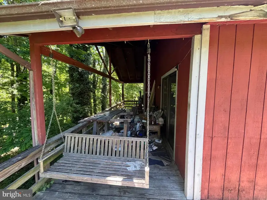 81 Kamberwood Ct, Gerrardstown, WV 25420 - #2