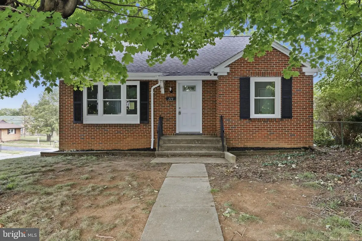 119 N Delaware Ave, Martinsburg, WV 25401 - #1
