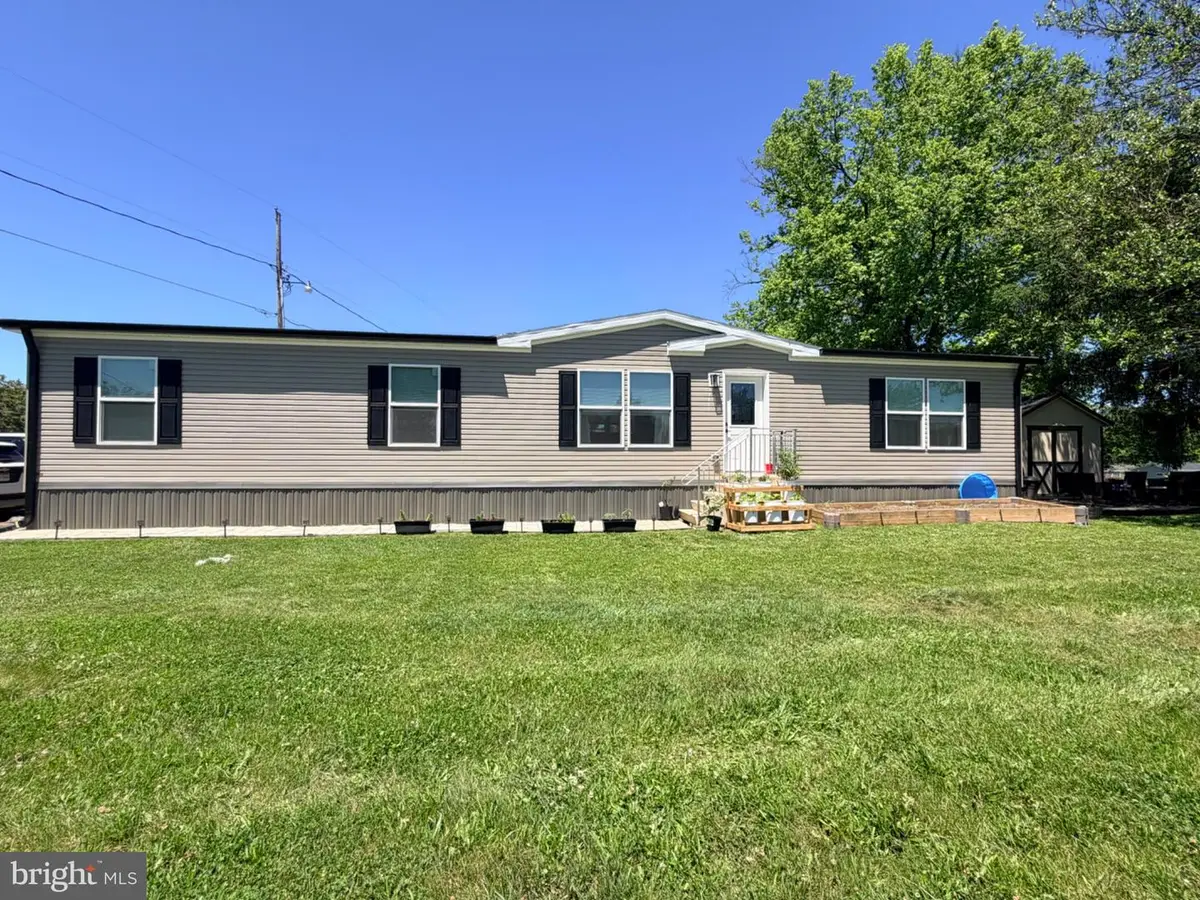 318 Gantt Dr, Martinsburg, WV 25403 - #1