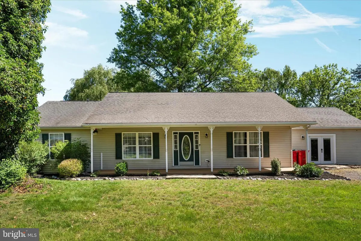 118 Mcgill Dr, Gerrardstown, WV 25420 - #1