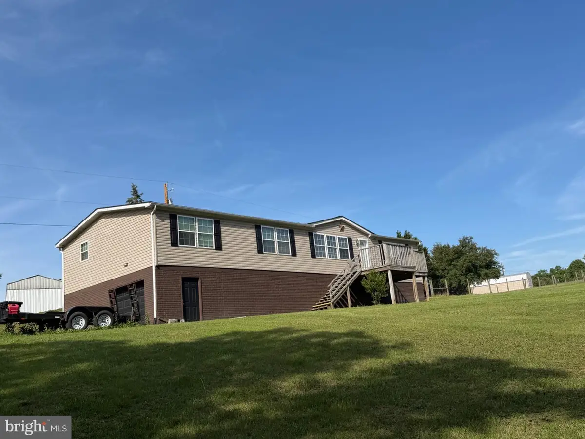1898 Sawmill Rd, Hedgesville, WV 25427 - #1
