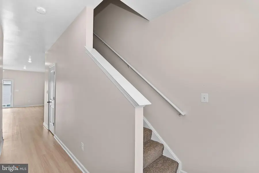 112 Cramsford St, Falling Waters, WV 25419 - #2