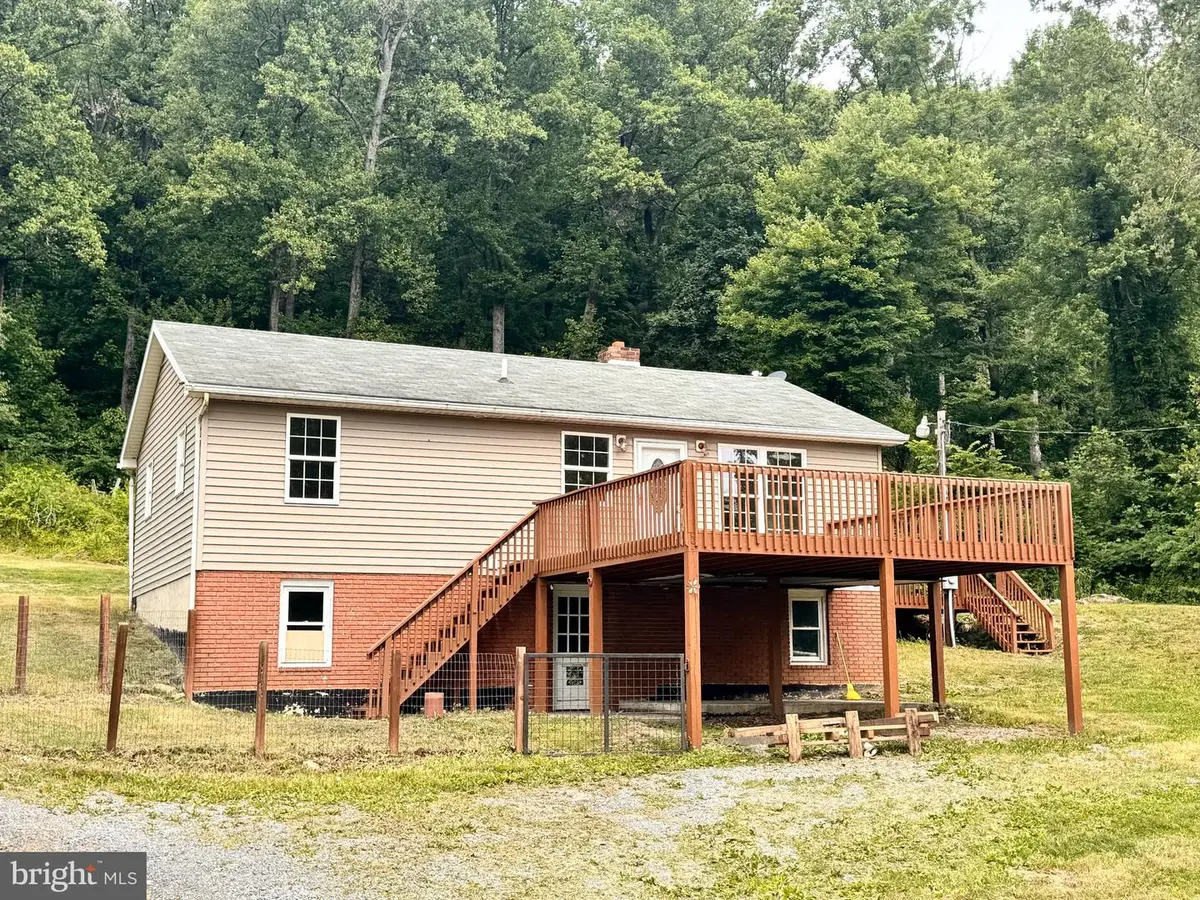 839 Needmore Rd, Martinsburg, WV 25403 - #1