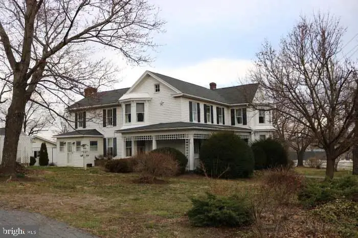 627 Hammonds Mill Rd, Hedgesville, WV 25427 - #1