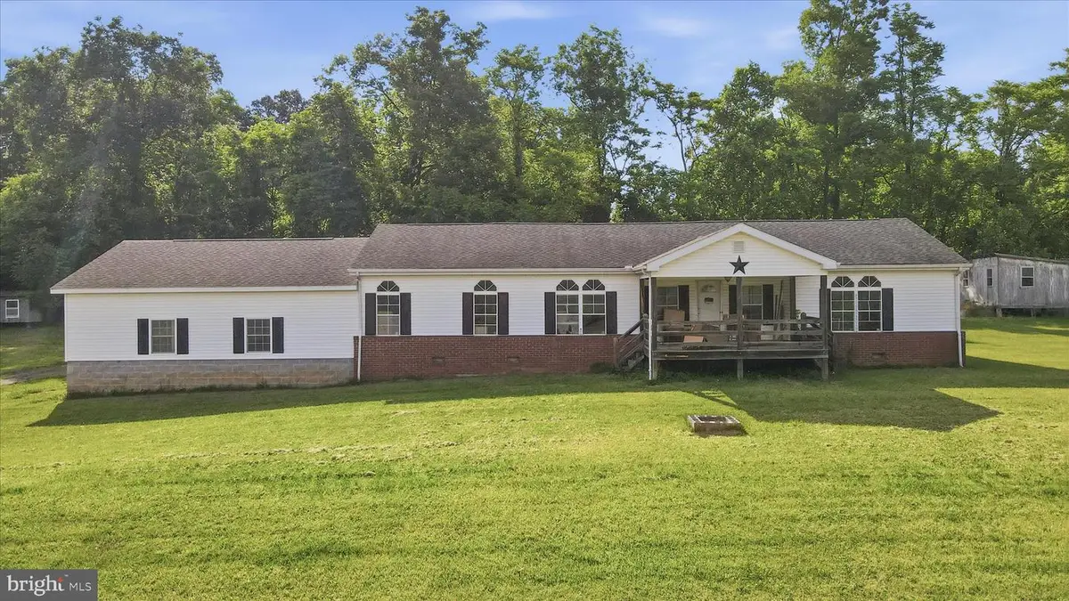 179 Rooney Rd, Hedgesville, WV 25427 - #1