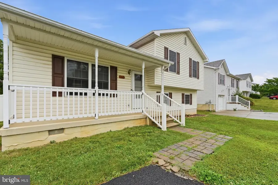 260 Universe Dr, Martinsburg, WV 25404 - #2