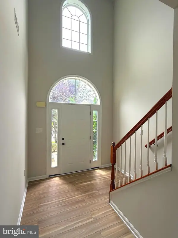 25 Cavendish Way, FALLING WATERS, WV 25419