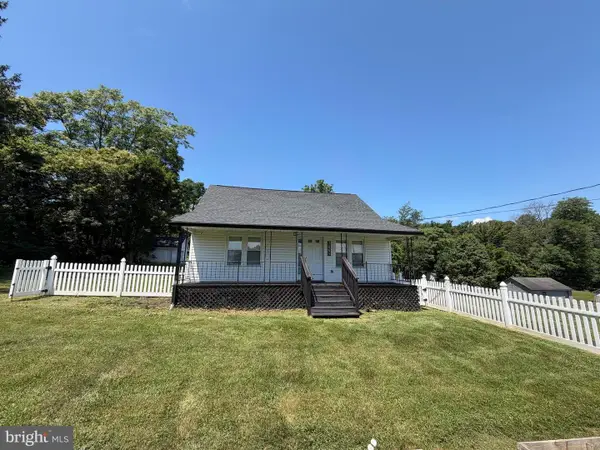 7865 Hedgesville Rd, HEDGESVILLE, WV 25427