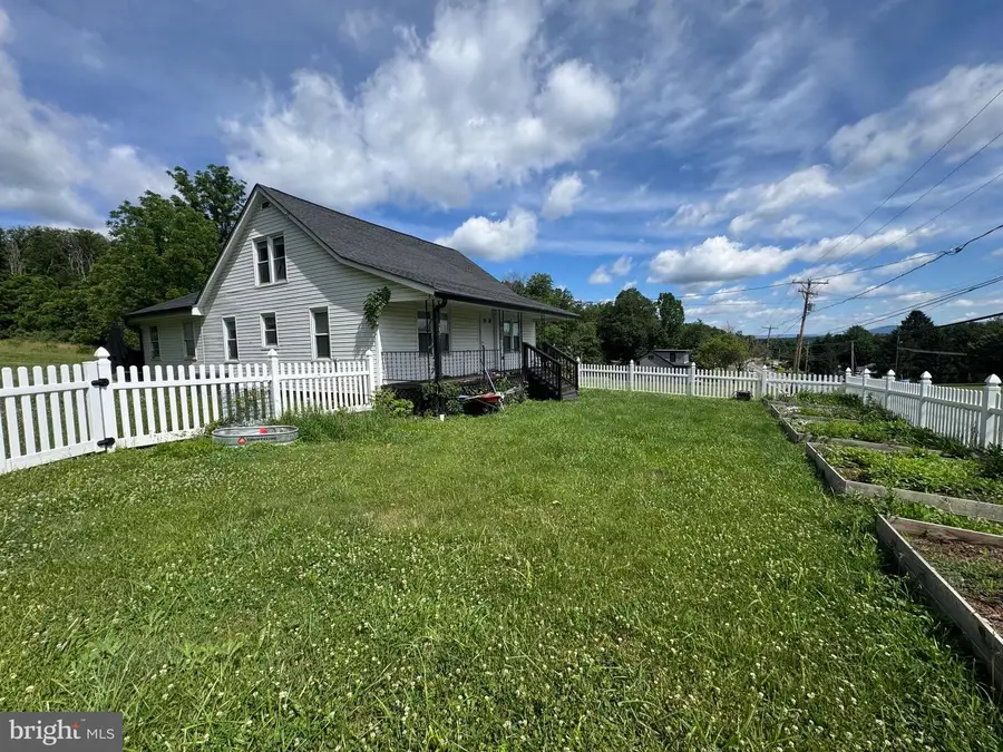 7865 Hedgesville Rd, Hedgesville, WV 25427 - #3
