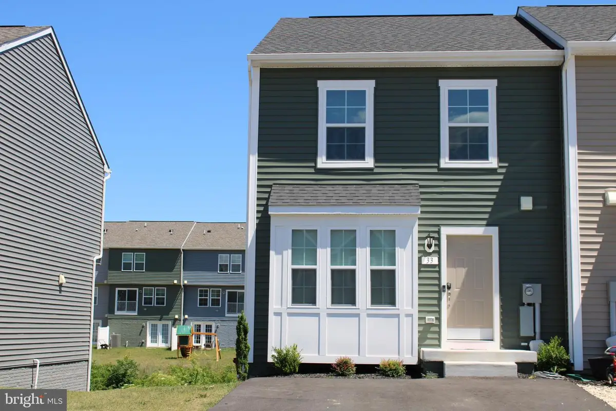 33 Scrub Pine Ct, Bunker Hill, WV 25413 - #1