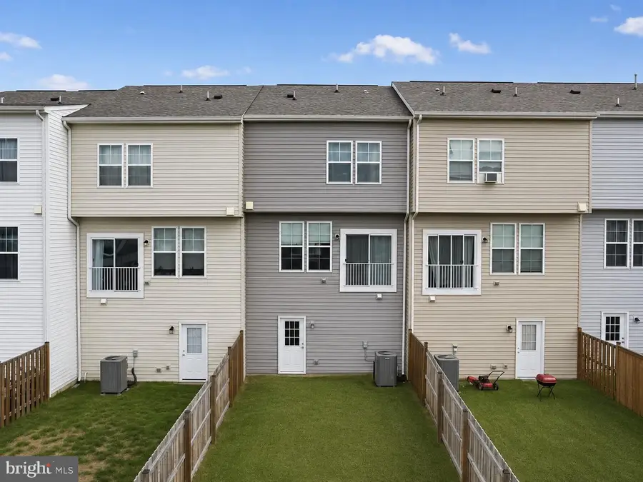 22 Kirby Ct, Bunker Hill, WV 25413 - #2
