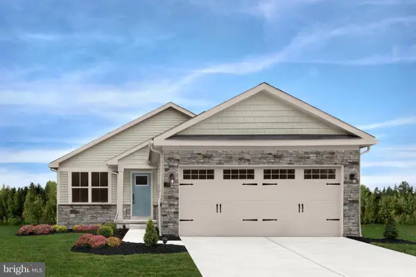 1160 Alice Springs Dr, MARTINSBURG, WV 25403