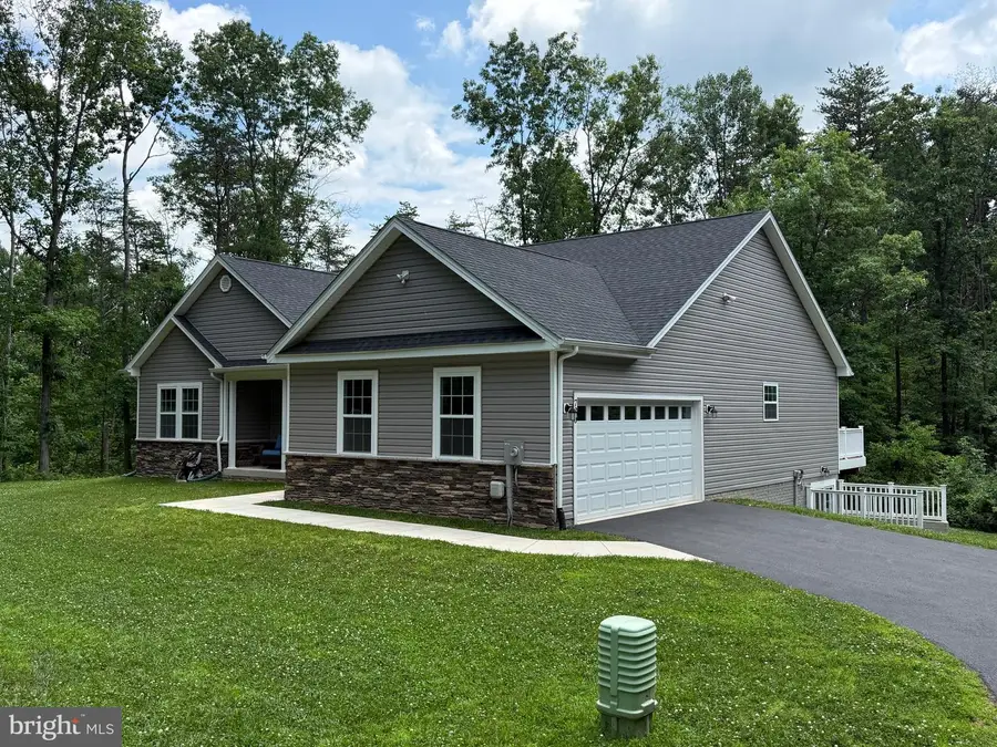 730 Basin Dr, Inwood, WV 25428 - #2