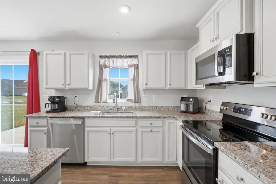 15 Opulent Ct, Hedgesville, WV 25427 - #2