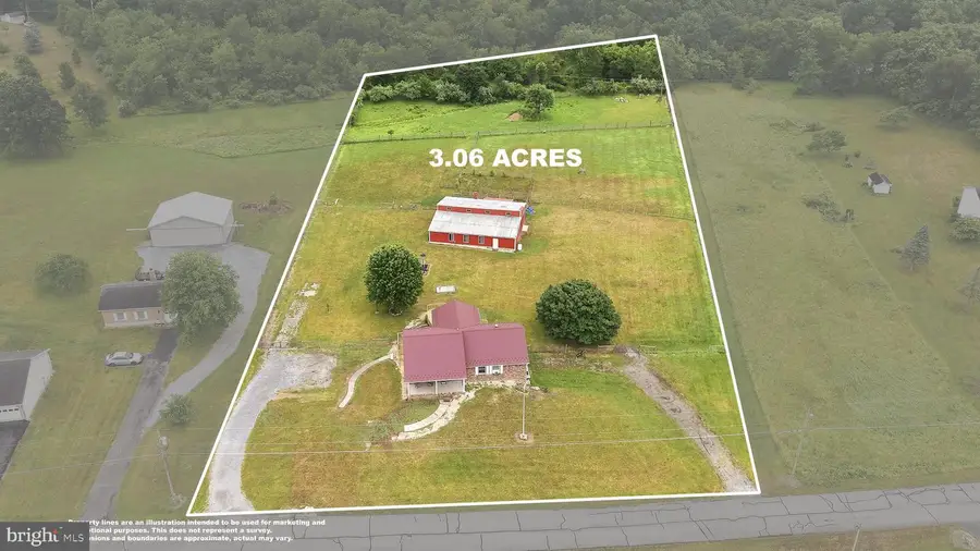 270 Falcon Dr, Falling Waters, WV 25419 - #2