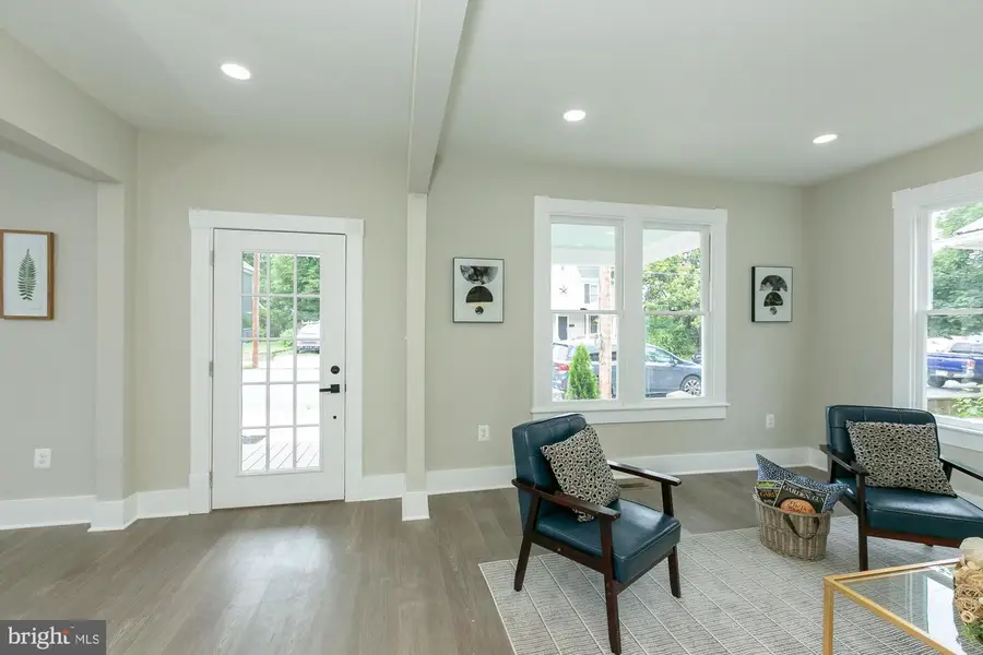 914 Virginia Ave, Martinsburg, WV 25401 - #2