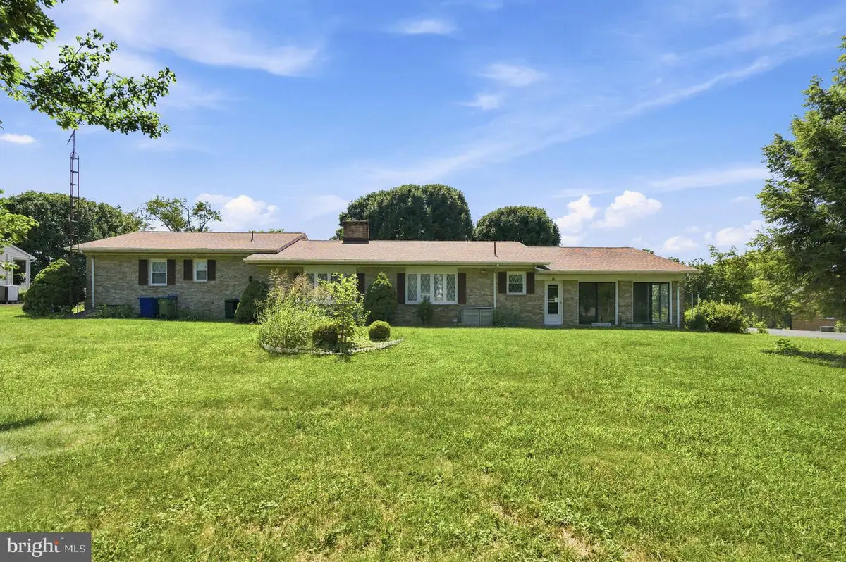 1439 Bedington Rd, Martinsburg, WV 25404 - #1