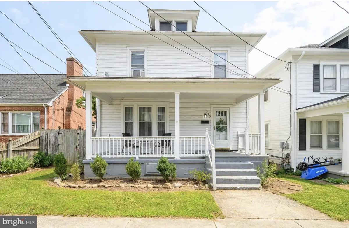 310 S Tennessee Ave, Martinsburg, WV 25401 - #1