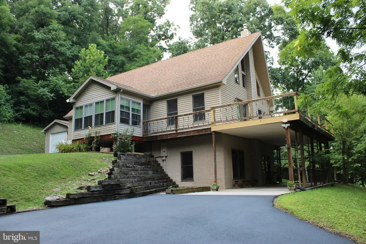 957 Butlers Chapel Rd, Martinsburg, WV 25403 - #1