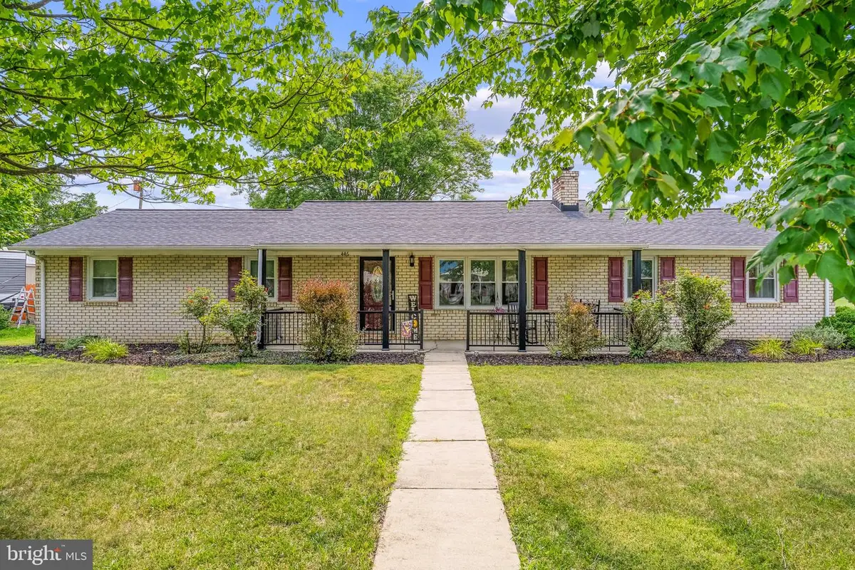 446 Richard Street, Martinsburg, WV 25404 - #1